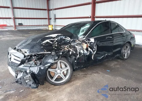 2015 Mercedes-Benz C 300 Sport 4Matic from USA, damaged, VIN 55SWF4KB3FU033176